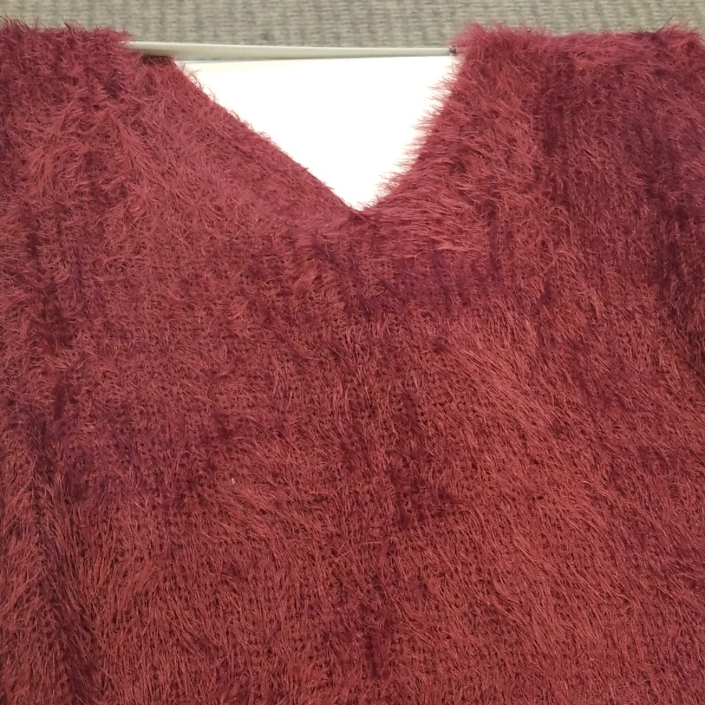 Sweater - Burgundy